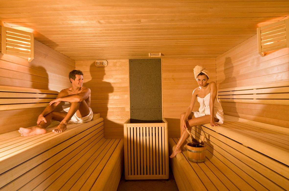 Hotel Panorama Wellness & Resort Malosco Zewnętrze zdjęcie